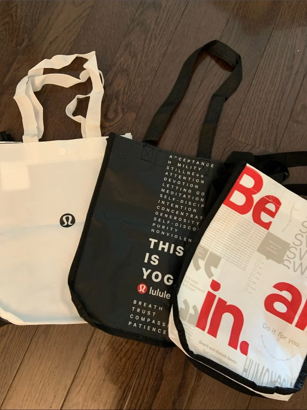 lululemon athletica Black, White & Red Graphic Messenger Tote Set